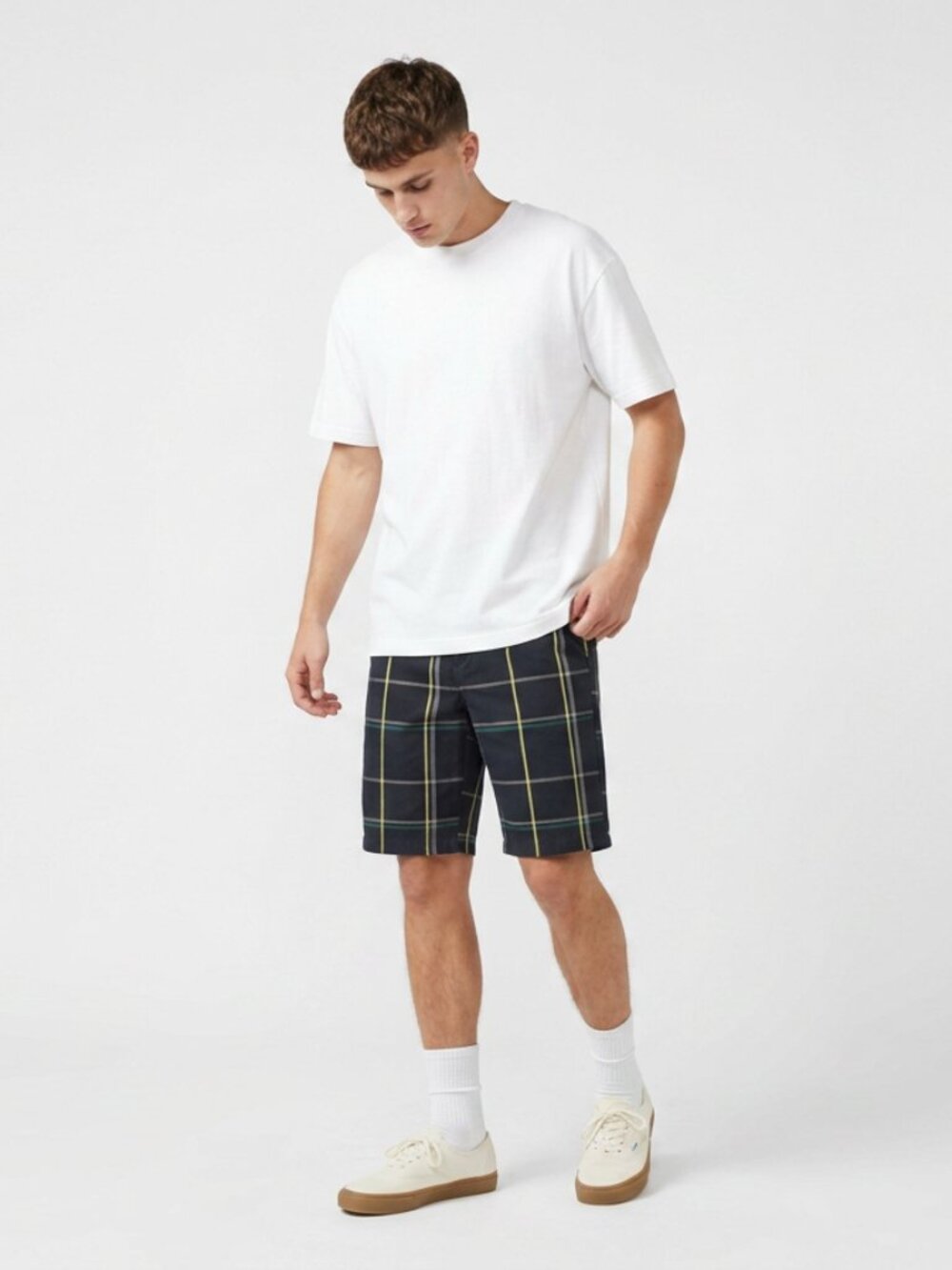 2 for $20 | Free World Zumies Plaid Walk Shorts Men's 28 Navy Green Yellow Skate